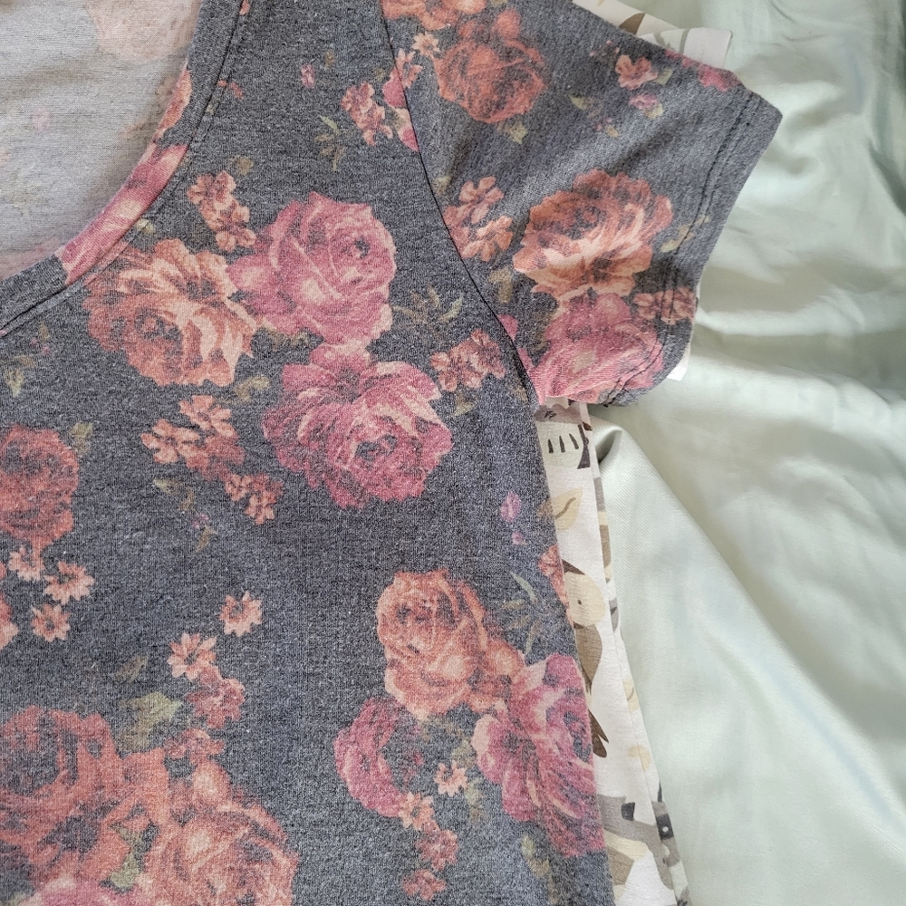 Lularoe Forest Animal Christy shirt XS - Picture 9 of 9